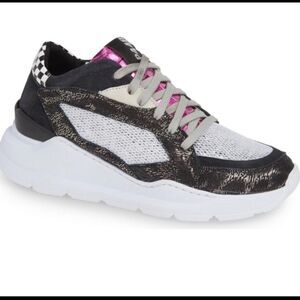 NWOB! P448 LEIA coated metallic wedges sneakers 10